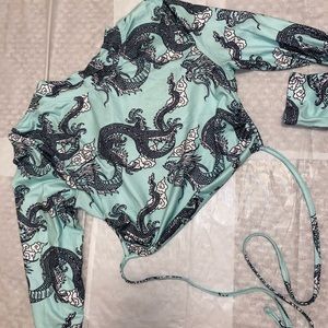 Dragon / Japanese style backless long sleeve crop top